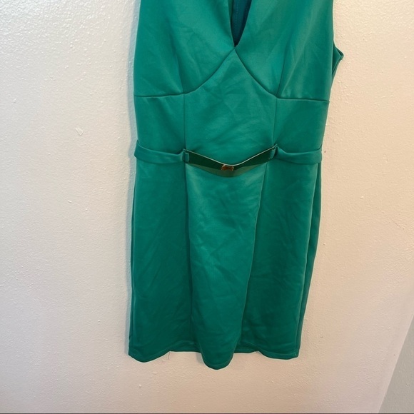 Gracie Sleeveless V-Neck Mini Dress Green - Picture 4 of 10